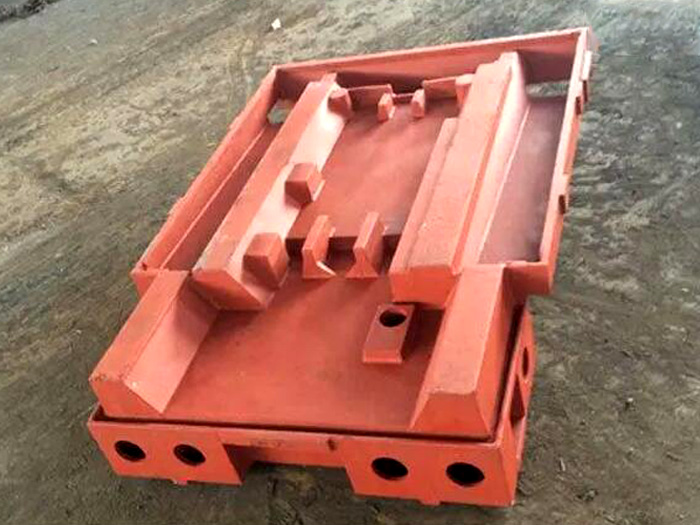 <a href='/jczj.html'>大型鑄鐵件</a>，大型鑄鋼件，機(jī)床鑄件